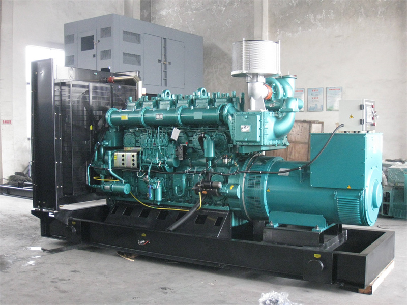 衢江200KW 柴油发电机的油耗是多少?